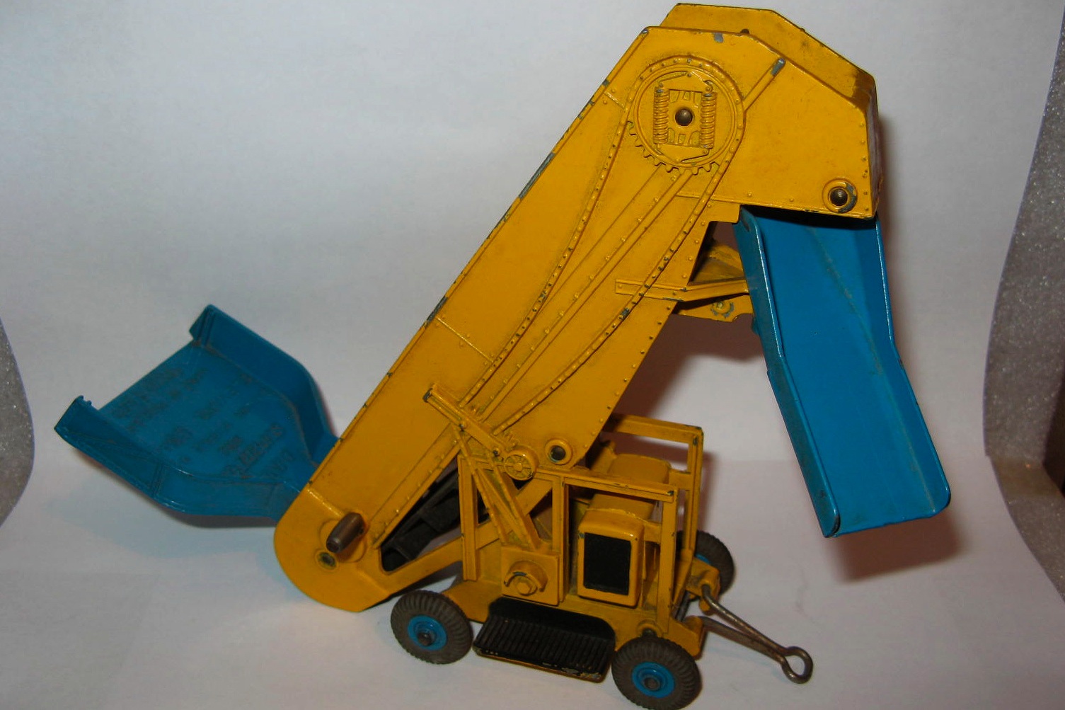 964 ELEVATOR LOADER.jpg
